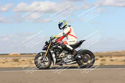 media/Nov-03-2024-TrackDaz (Sun) [[44580f4982]]/B Group/1220pm (Wheelie Bump)/